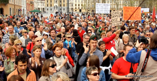 Celozaslonski zajem 27.4.2013 170113