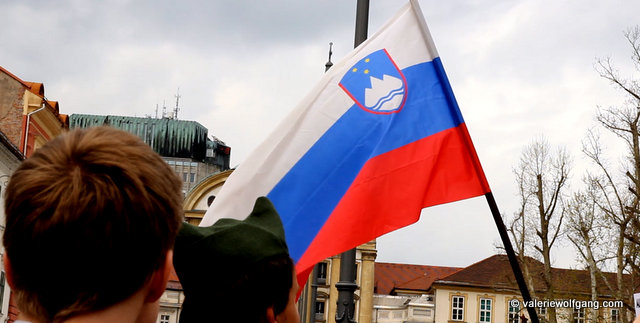 Celozaslonski zajem 27.4.2013 170401