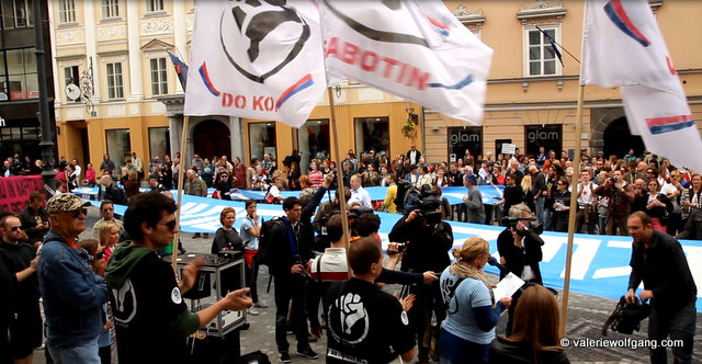 Celozaslonski zajem 27.4.2013 171412