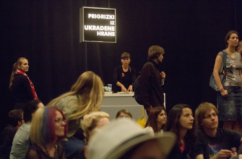 Celozaslonski zajem 26.6.2014 234826